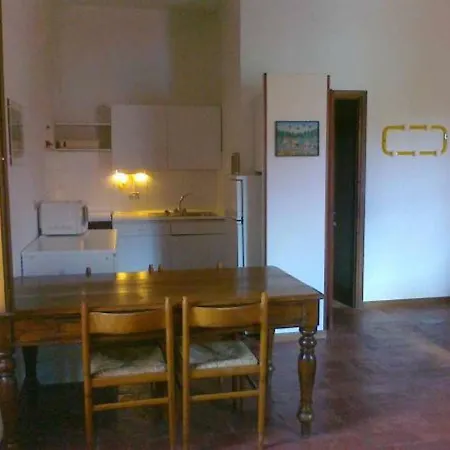 Cosy Studio Step From The Iseo Lake. *